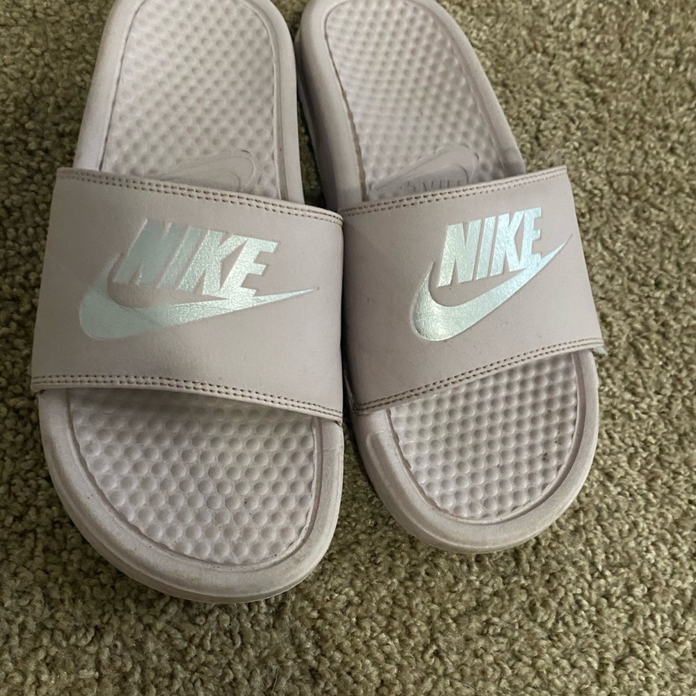 Nike slides